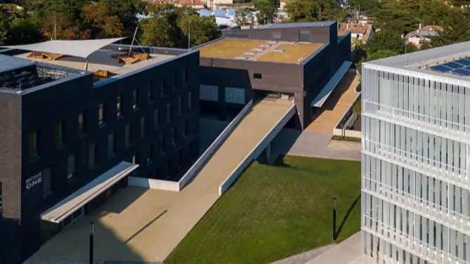 MOME- új campus